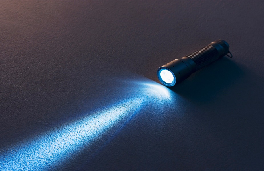 How Bright are LED Flashlights? And What the Heck is a Lumen? | WIRED